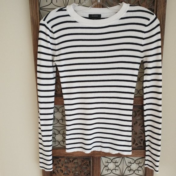 Women's Halogen size XS long sleeve striped (white and black) top - Picture 1 of 8